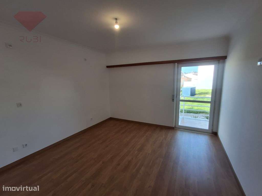 Moradia T4 à venda na Cotovia - Sesimbra-24