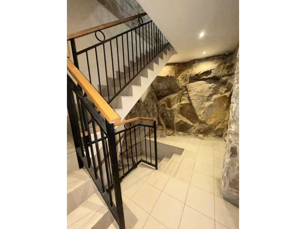 Predio Reabilitado c/ 5 Fraçoes com Licença de Alojamento Local com...-15