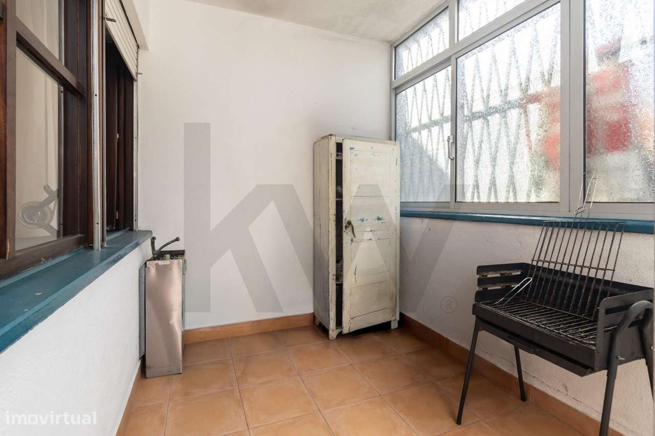 Apartamento T3 na Fonte da Prata – Excelente Oportunidade de Mercado,-25