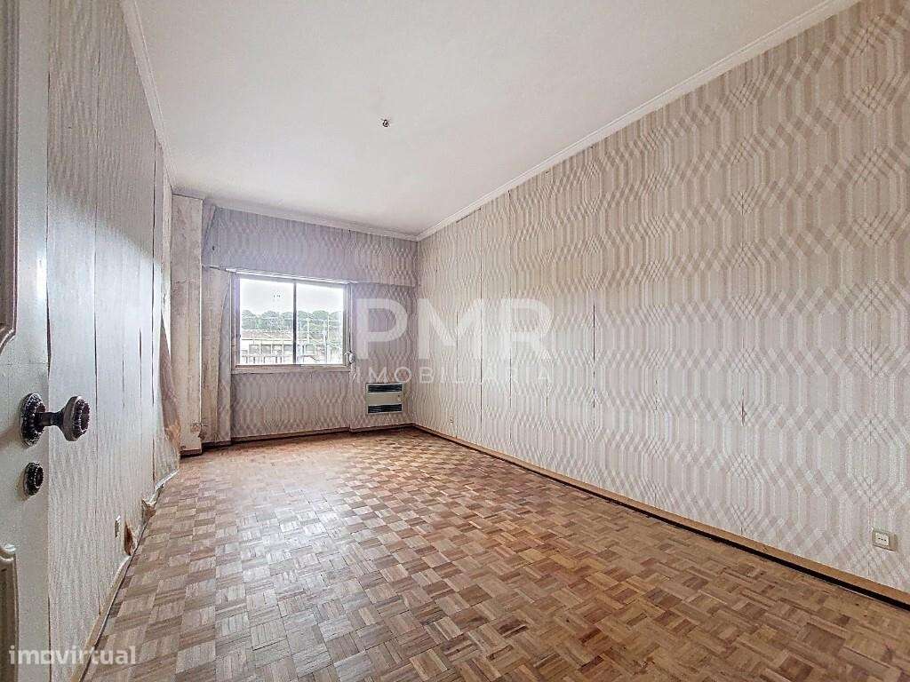 Apartamento T1 no Lumiar-0