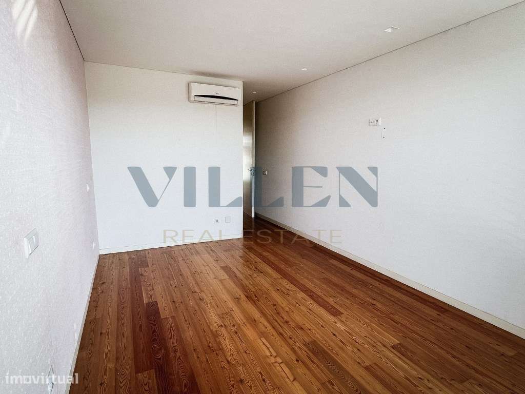 Moradia V4 em Guimarães-18