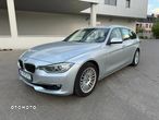 BMW Seria 3 325d Luxury Line - 9