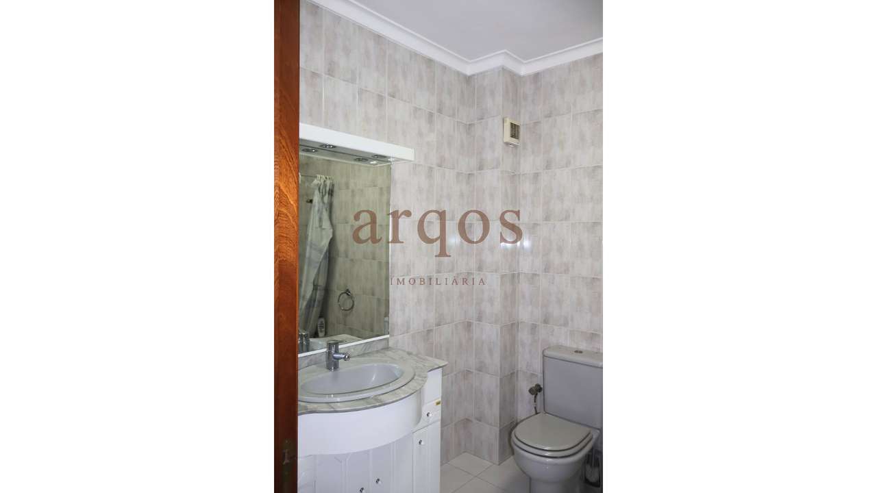 Apartamento T2+1 em Furadouro-4