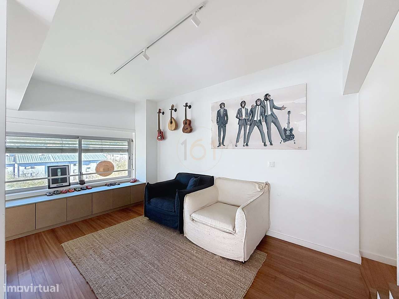 Apartamento T4 Duplex com Terraço e 4 Lugares de Garagem, com Possibil - Grande imagem: 5/47