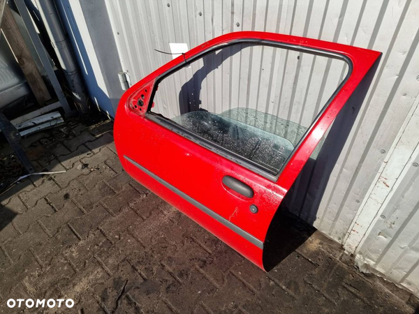 DRZWI LEWE PRZÓD FORD FIESTA RADIANT RED - 2