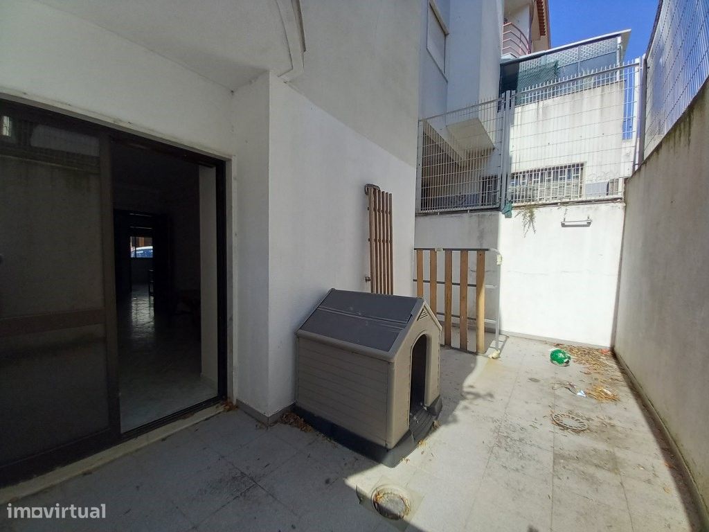 Apartamento T2 na Amadora