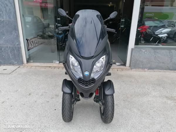 Piaggio MP3 300 hpe Sport - 8