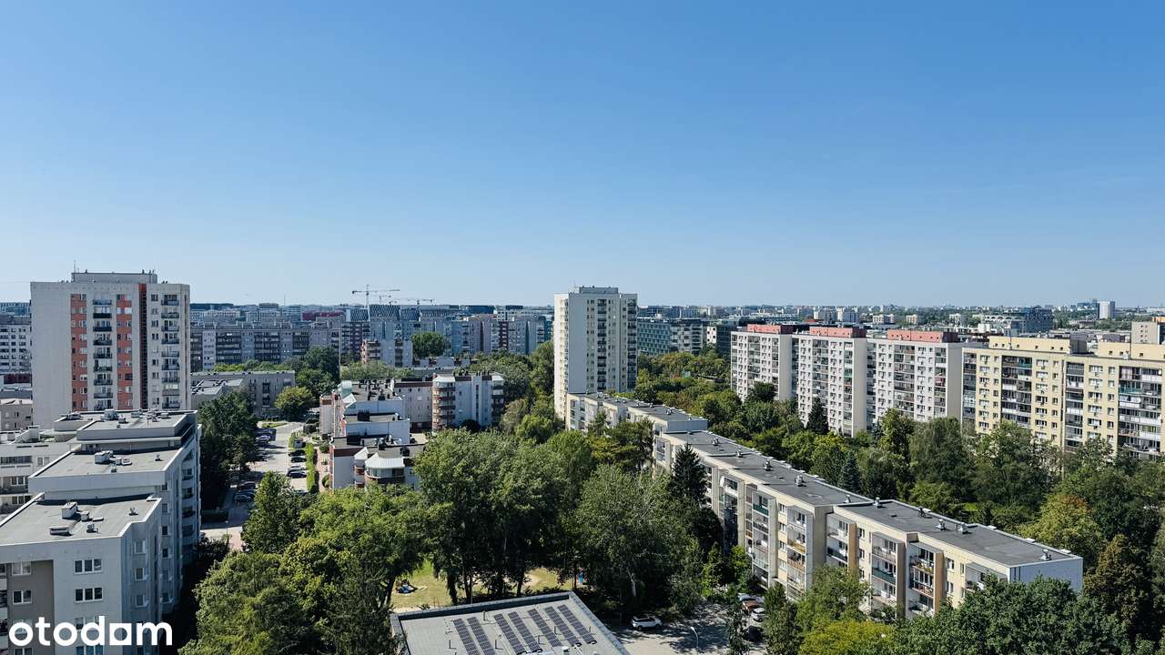Panorama Warszawy z 15. piętra obok Metro Wilanowska-1