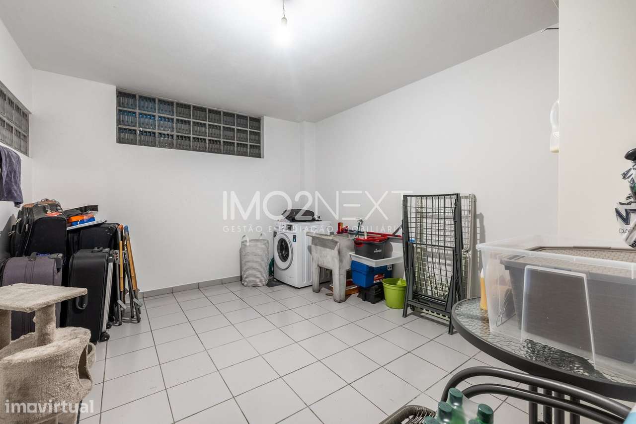 MORADIA T3 GEMINADA || CENTRO DA MARINHA GRANDE-29