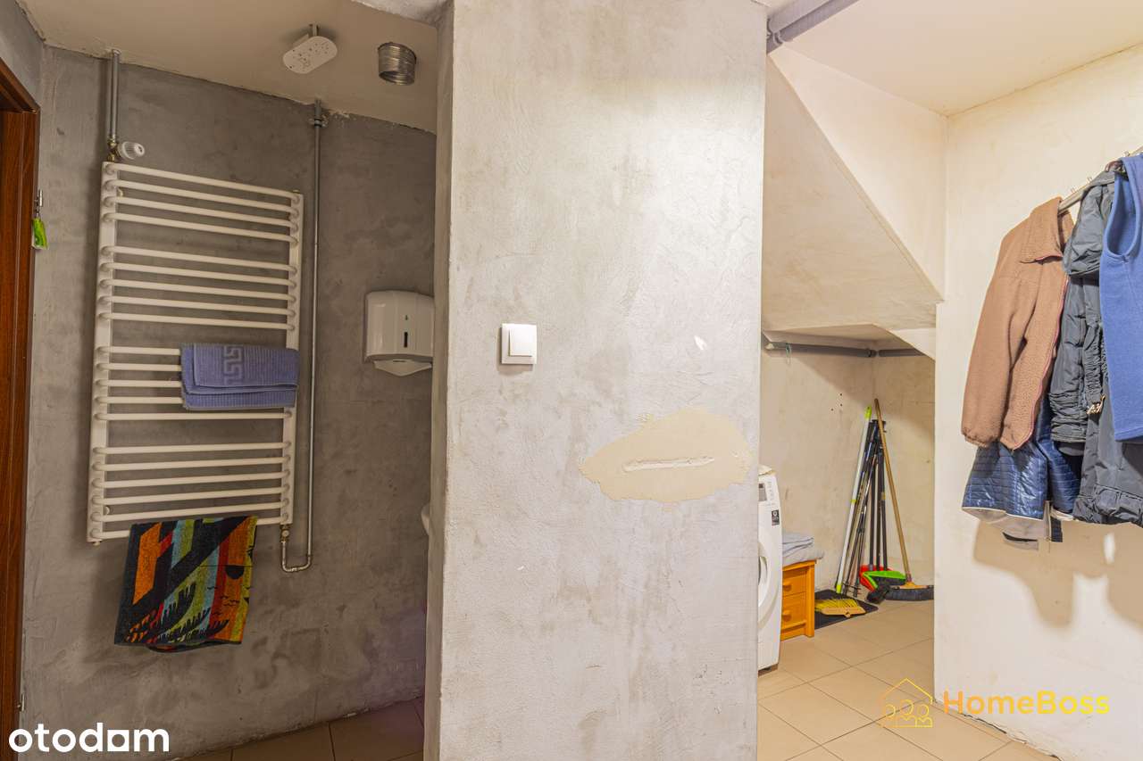 Dom pod Kielcami z częścią gospodarczą 182 m2 | szybki dojazd do Kielc-10