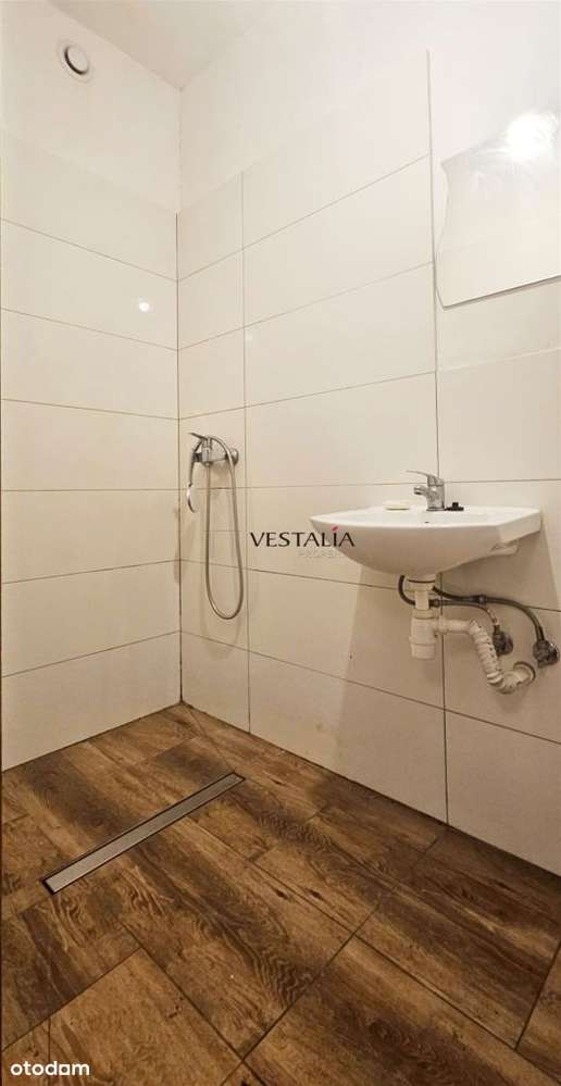 Budynek 10 × kawalerka 211 m² + 673 m² działki-5