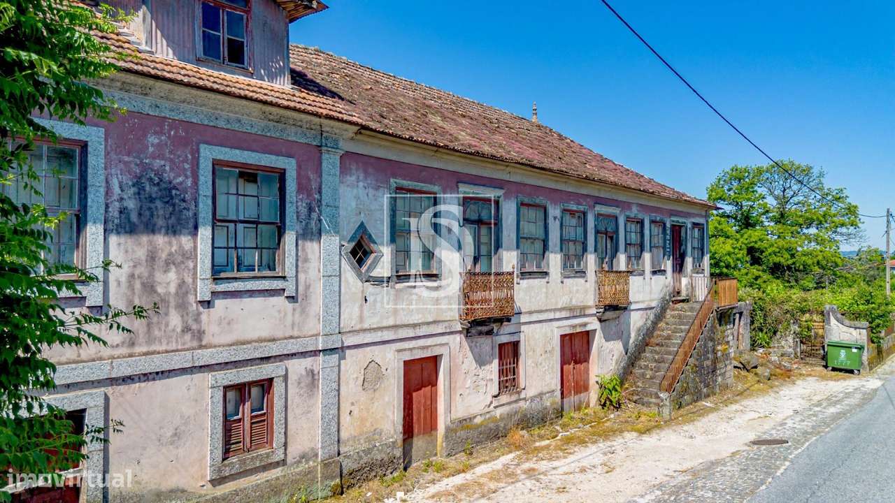 MORADIA T3 p/ Restauro - Lufrei, Amarante-1