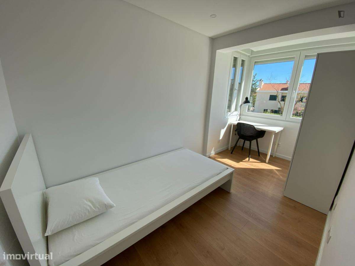 Quarto - localizado em Oeiras Lisbon - Grande imagem: 4/9