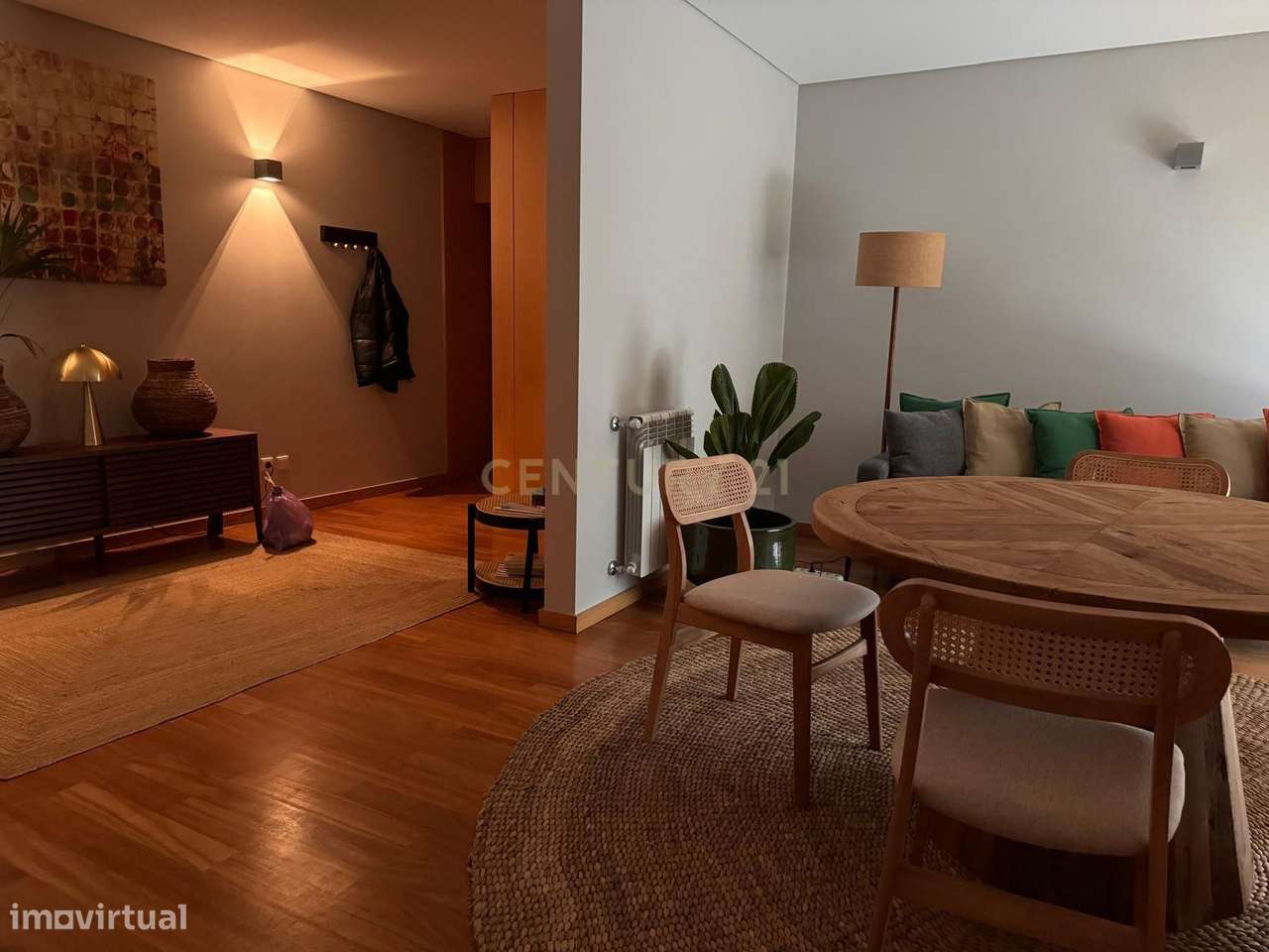 Deslumbrante Apartamento T1 com Vista Mar, Piscina e Garagem | Condomí - Grande imagem: 4/37