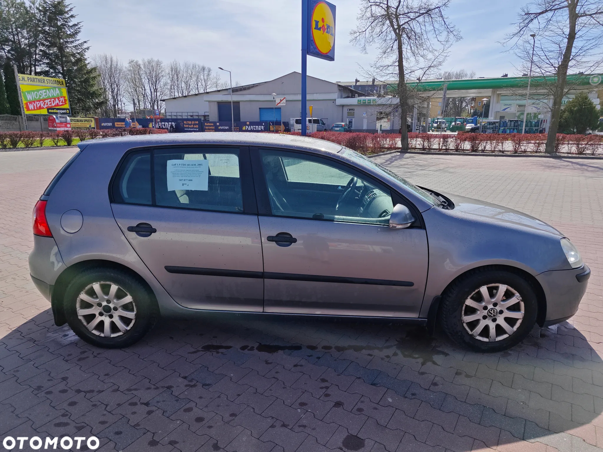 Volkswagen Golf V 1.9 TDI Comfortline - 5