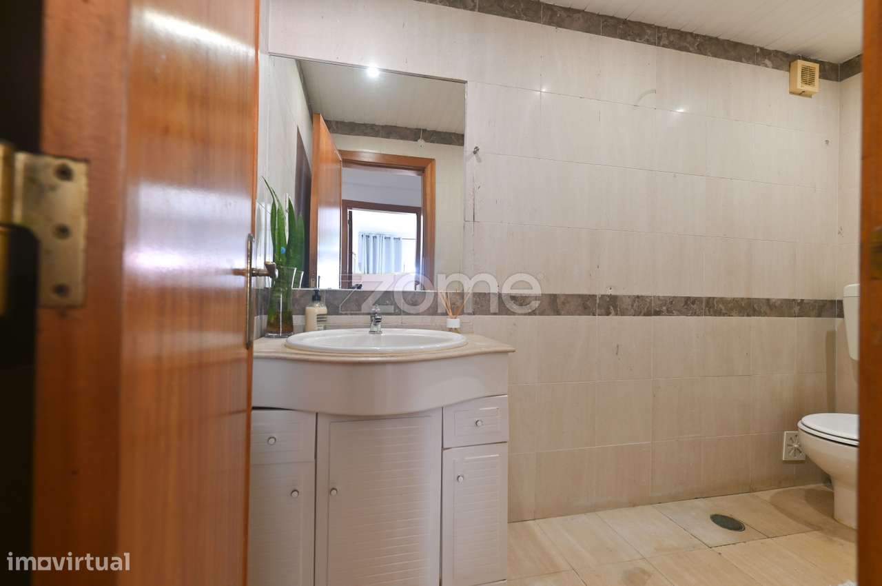 Apartamento T1+2 Duplex em São Marcos, Sintra-12