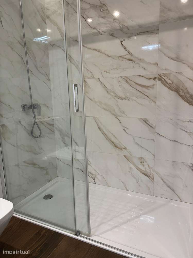 Oportunidade Única: Moradia T3 Reabilitada em Azurém – Guimarães - Grande imagem: 4/16