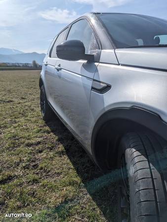 Land Rover Discovery Sport - 9