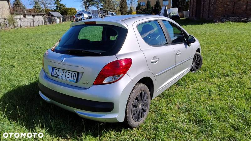 Peugeot 207 1.4 Presence - 3