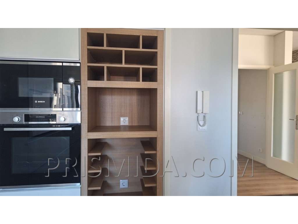 Duplex T4+office Renovado | Bi-Familiar | Terraço c/Churrasqueira-13