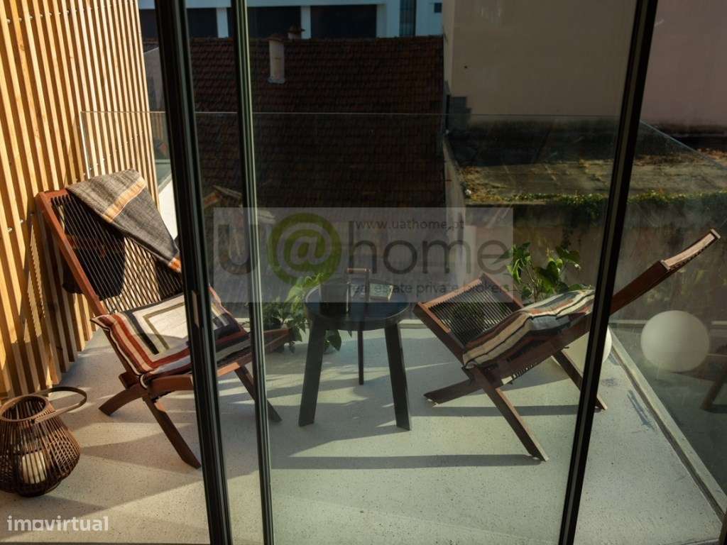 Estúdio em condomínio com piscina na avenida da Liberdade-8