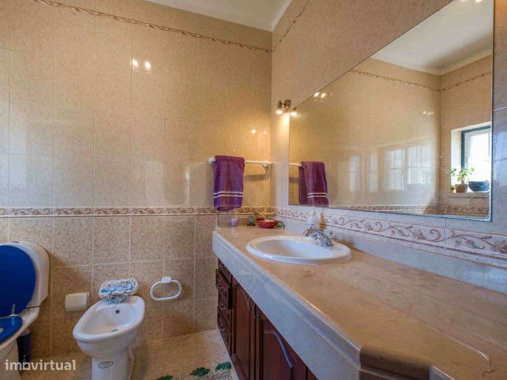 Moradia T3+3 para venda em Santarém.-18