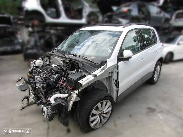 Volkswagen Tiguan 2.0TDI 2015 - Peças Usadas (5696) - 2