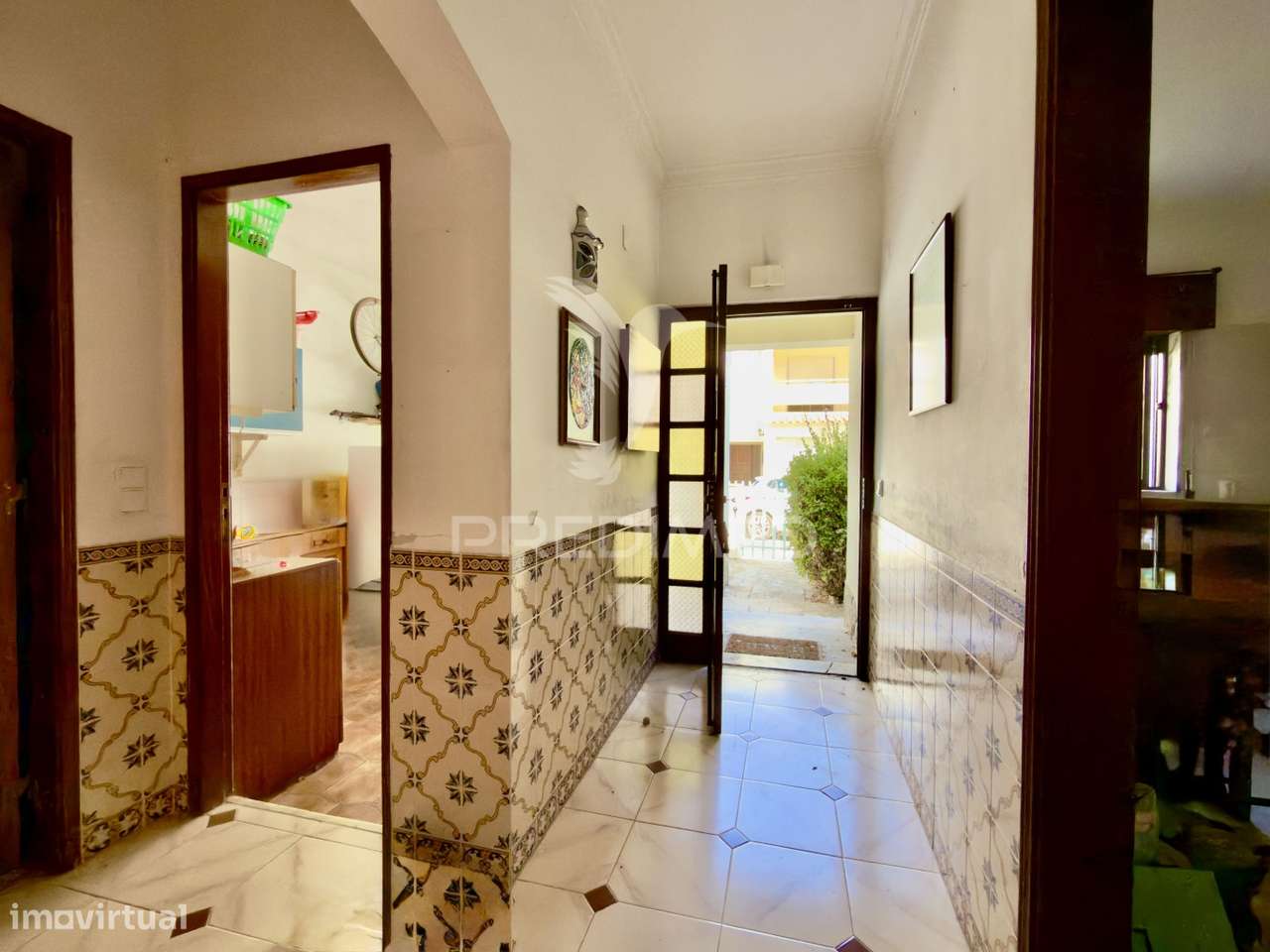 Moradia T4 entre a Charneca da Caparica e a Marisol – Próxima da Pr... - Grande imagem: 4/40