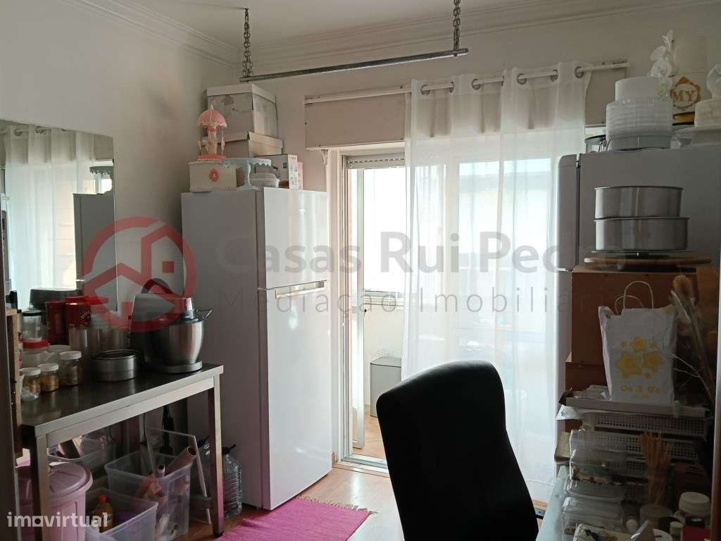 Apartamento T3 num 1º Andar na Quinta do Rouxinol, Corroios - Grande imagem: 4/15