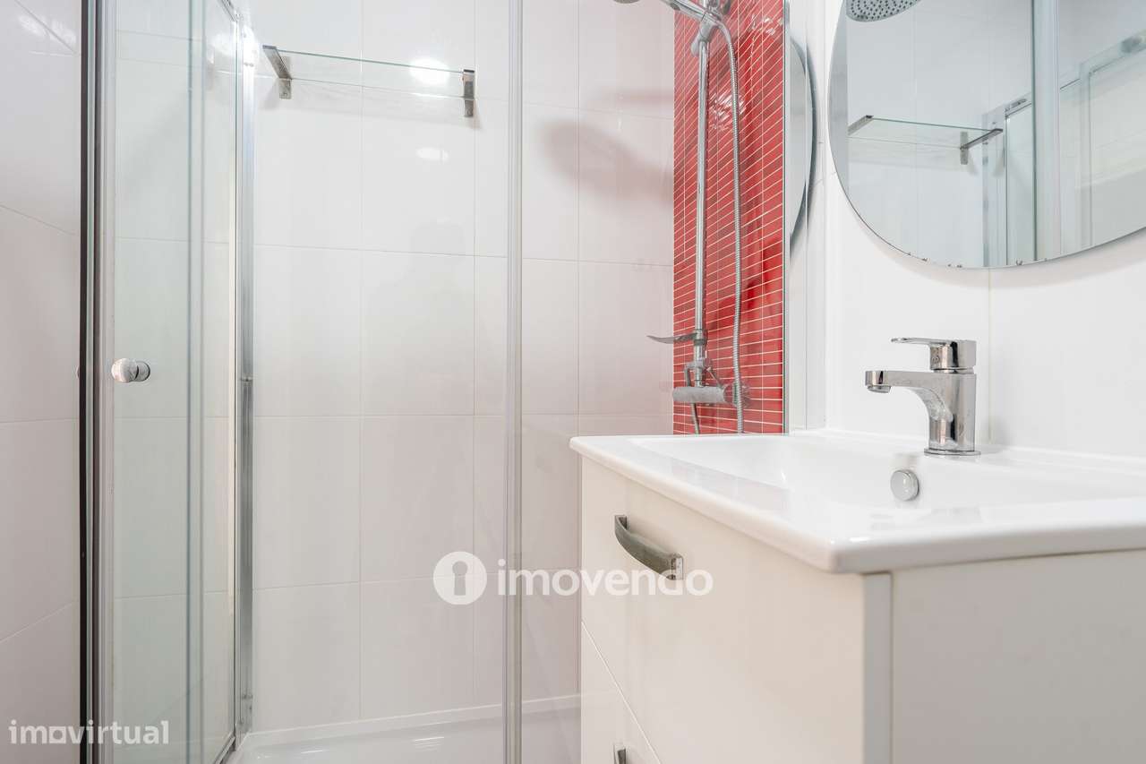 Apartamento T3 remodelado, com cozinha equipada, na Serra das Minas-33