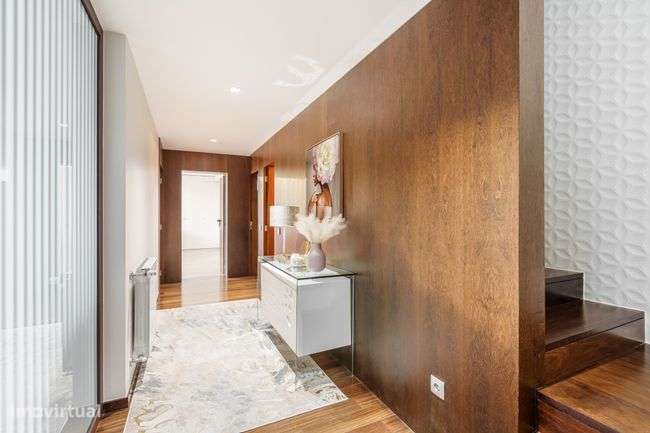 Exclusiva Moradia Individual Moderna e Luxuosa-29