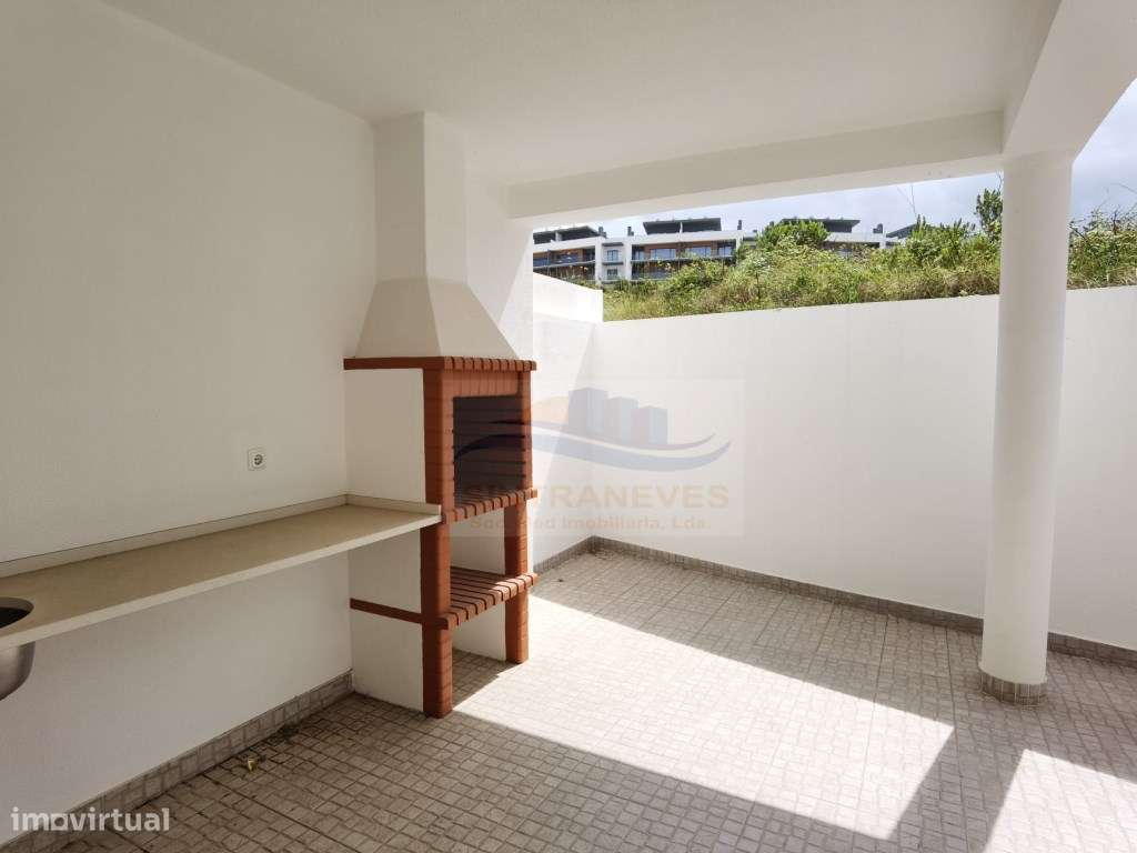 Moradia T3 na Ericeira com vista Mar-8