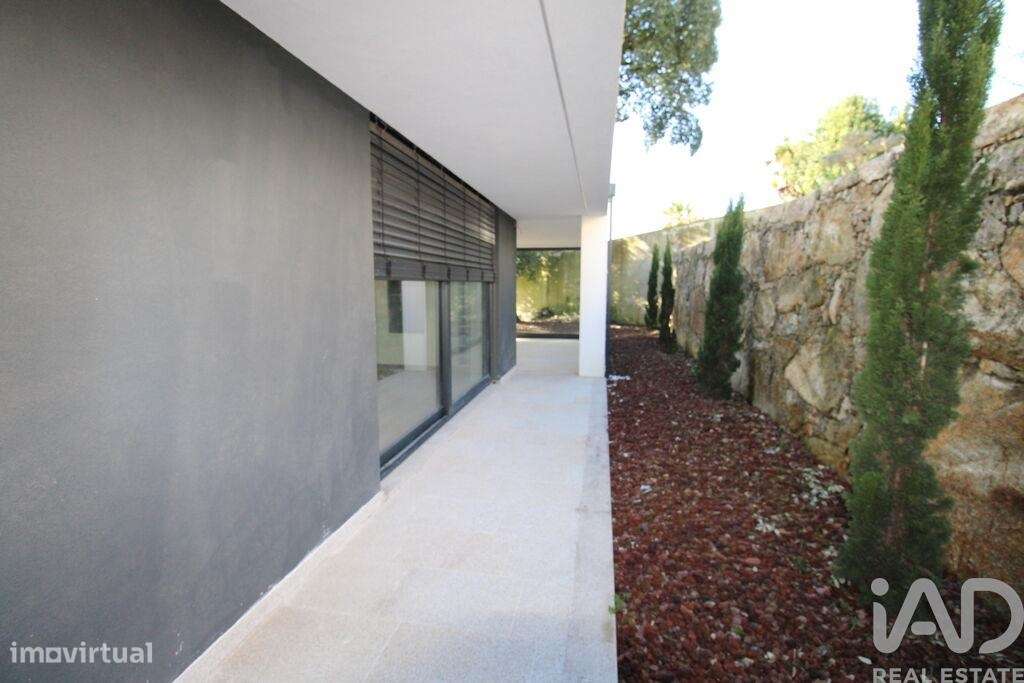 Casa T3 em Gondifelos, Cavalões e Outiz de 411,00 m2 - Grande imagem: 4/26