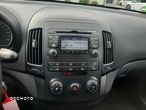 Hyundai I30 1.6 CRDi Classic + - 9