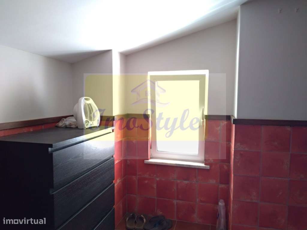 Moradia isolada com cave e apartamento independente em Castro Marim-51