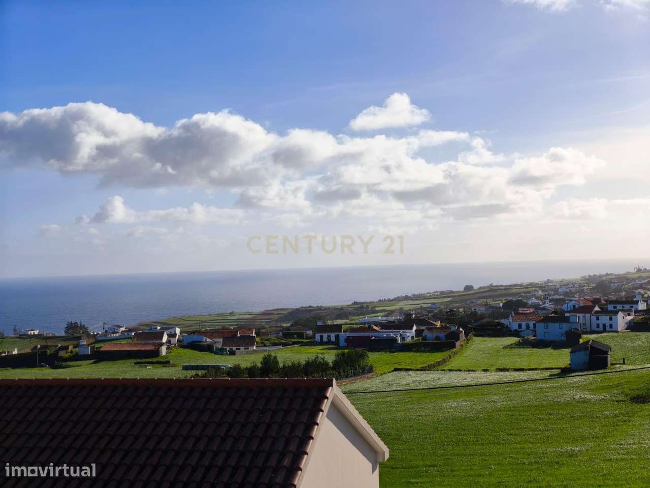 Casa Renovada com Vista Mar em Lomba da Fazenda, Nordeste-25