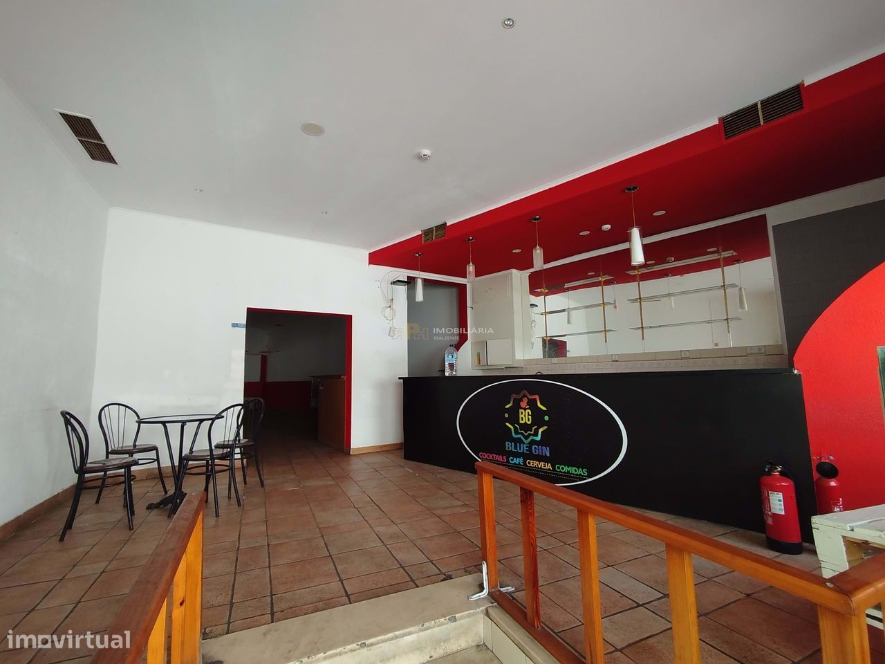 Espaço comercial com 225 m2 - Oportunidade- Centro de Santarém - Grande imagem: 1/8