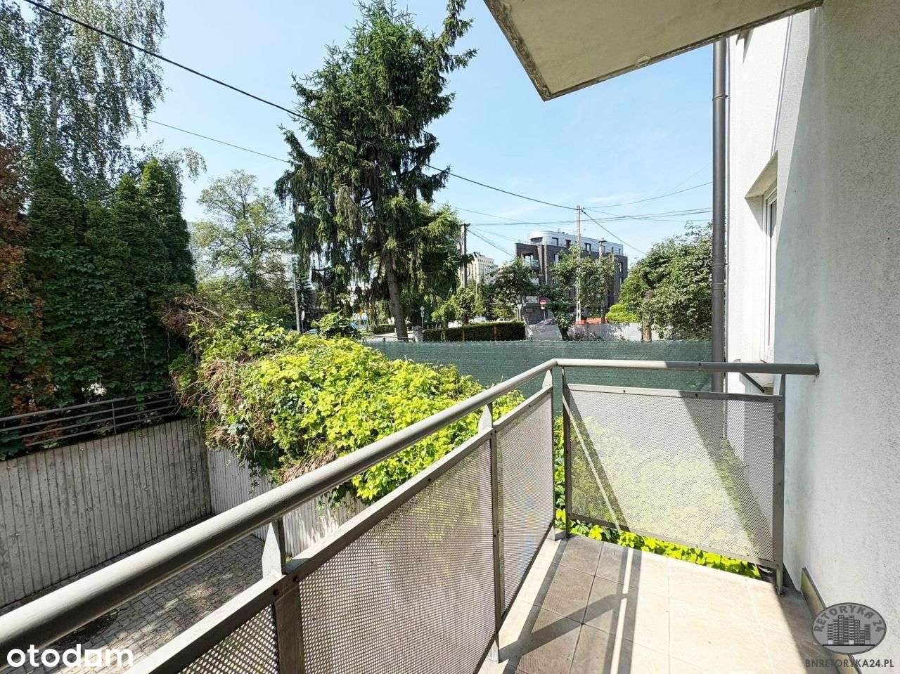 Lea - Kameralny Bud-Garaż-8