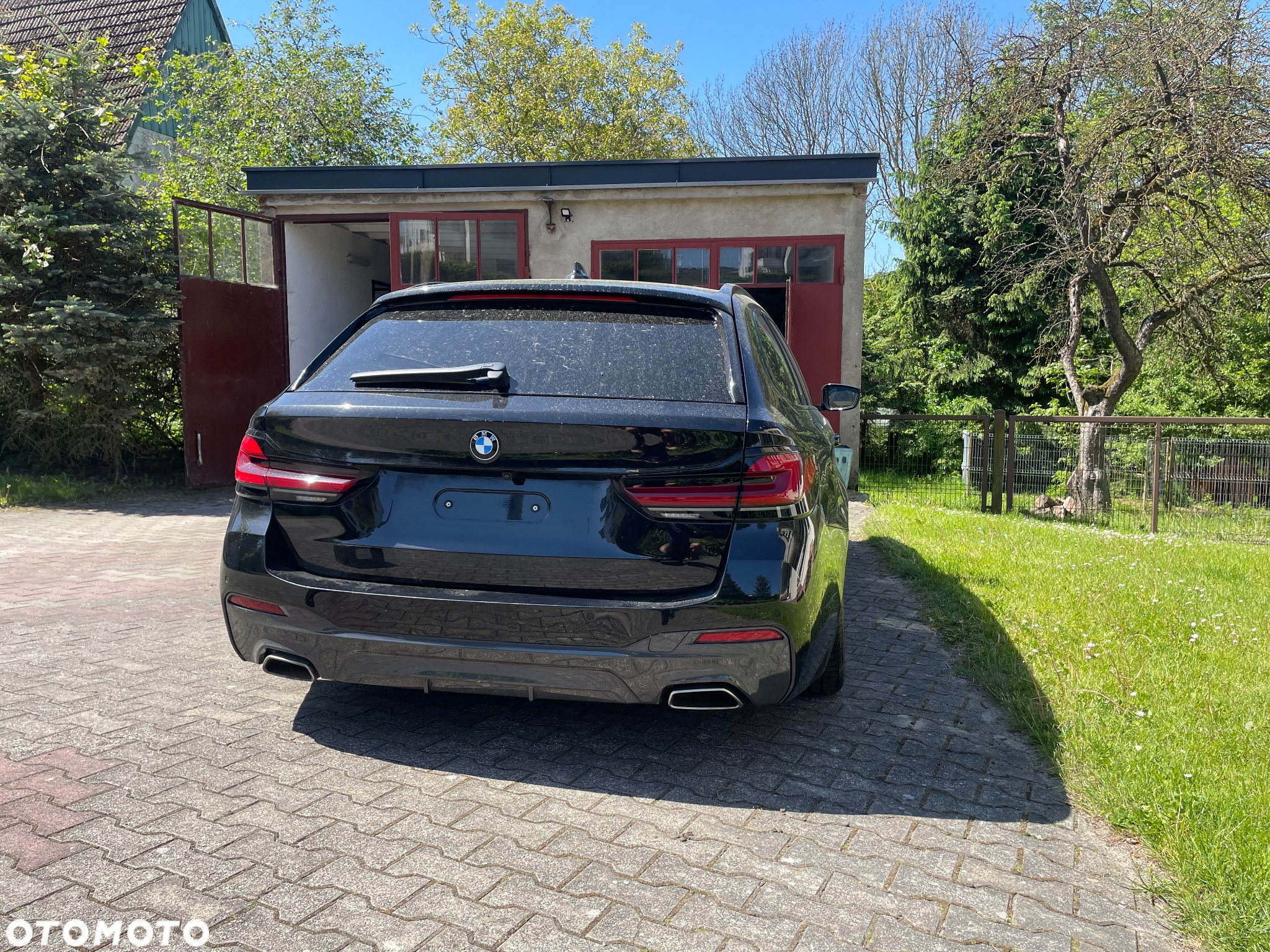 BMW Seria 5 540i xDrive Touring M Sport Edition - 10