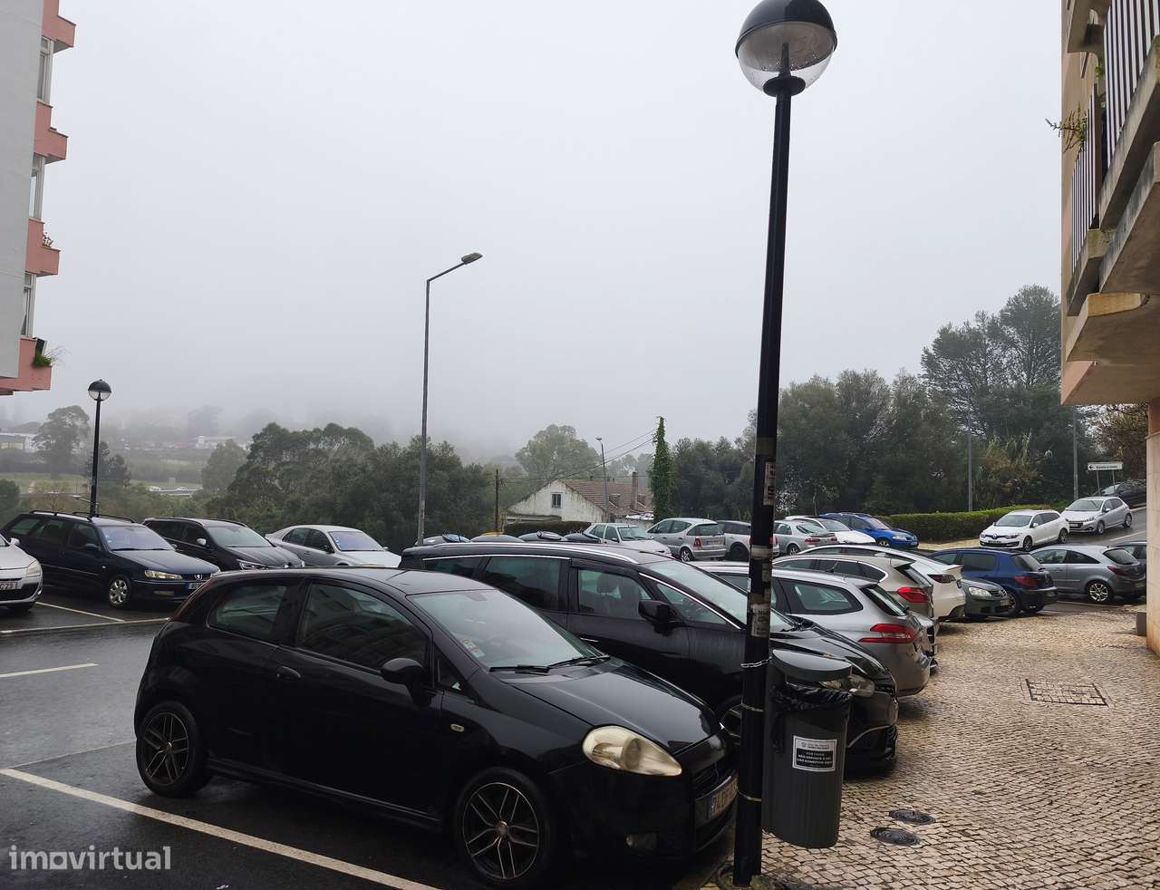 Loja no Casal do Cotão, Bem Conservada, Saída de fumos, 2 WCs, Montra.-14