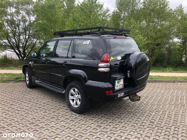 Toyota Land Cruiser 3.0 D Luna Comfort - 4