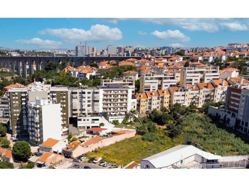 Apartamento T3 em Construção em Campolide-26