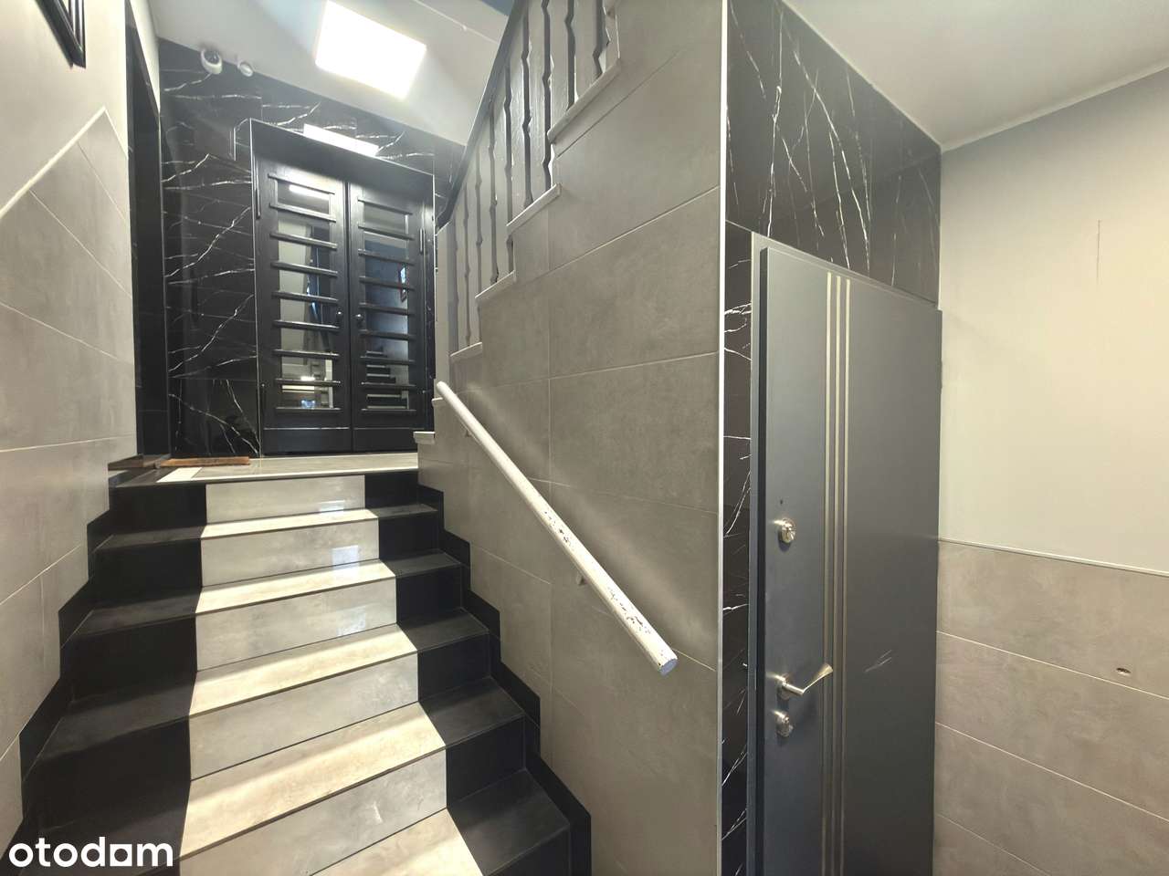 89,27 m² | 4 pokoje | 1 piętro | monitoring | 2 duże piwnice | DTŚ-17