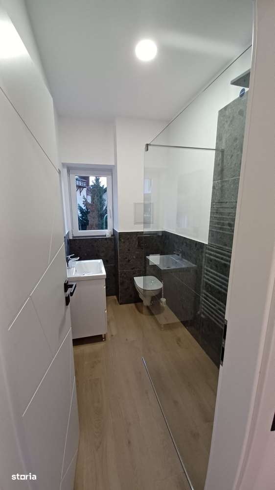 Apartament 2 camere ultracentral, bloc tip vila, etaj 2/2, renovat.-3