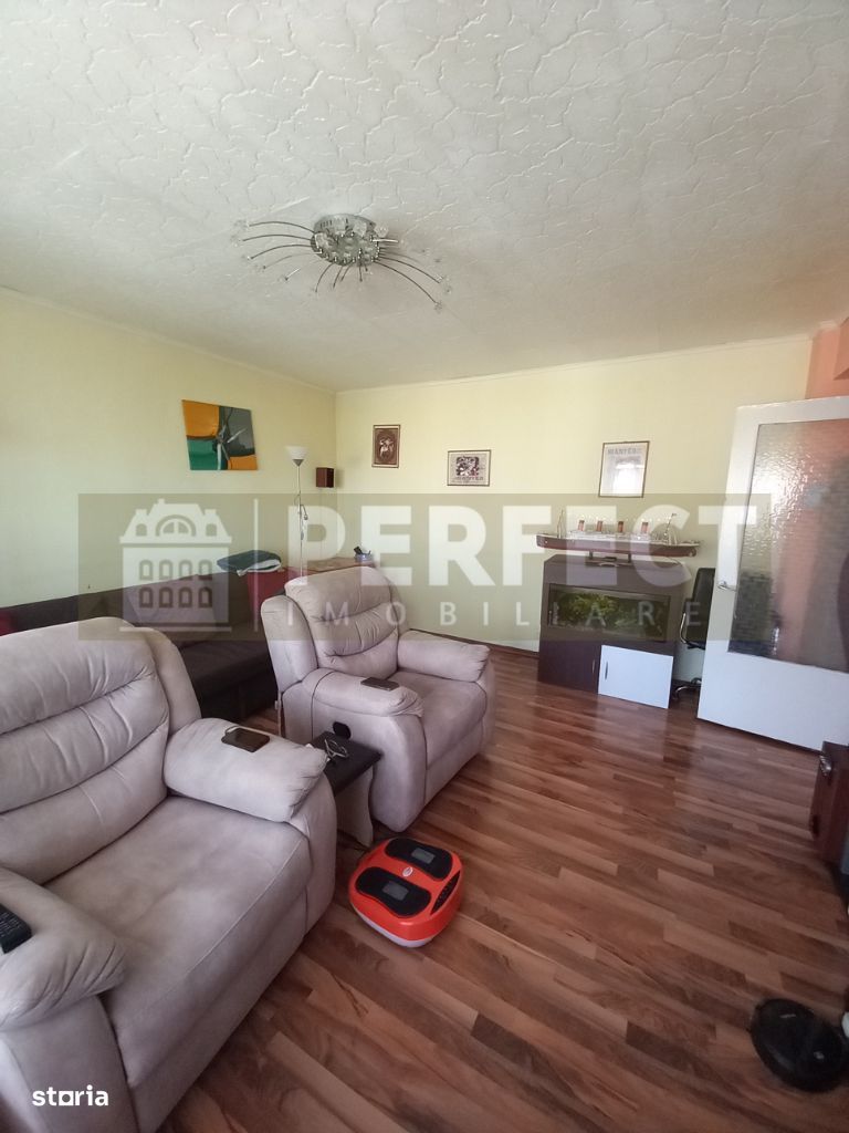 Apartament 3 camere, 4/4, Mihai Bravu - 78000 euro
