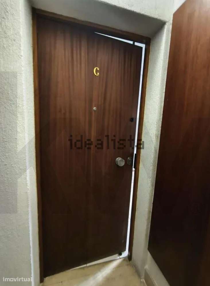 T1 à venda na Rua Amílcar Cabral, Setúbal - Grande imagem: 3/16