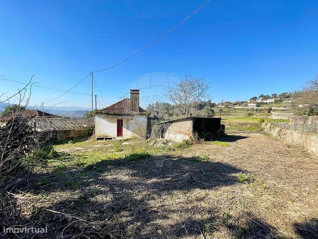 Moradia T2 para venda-19