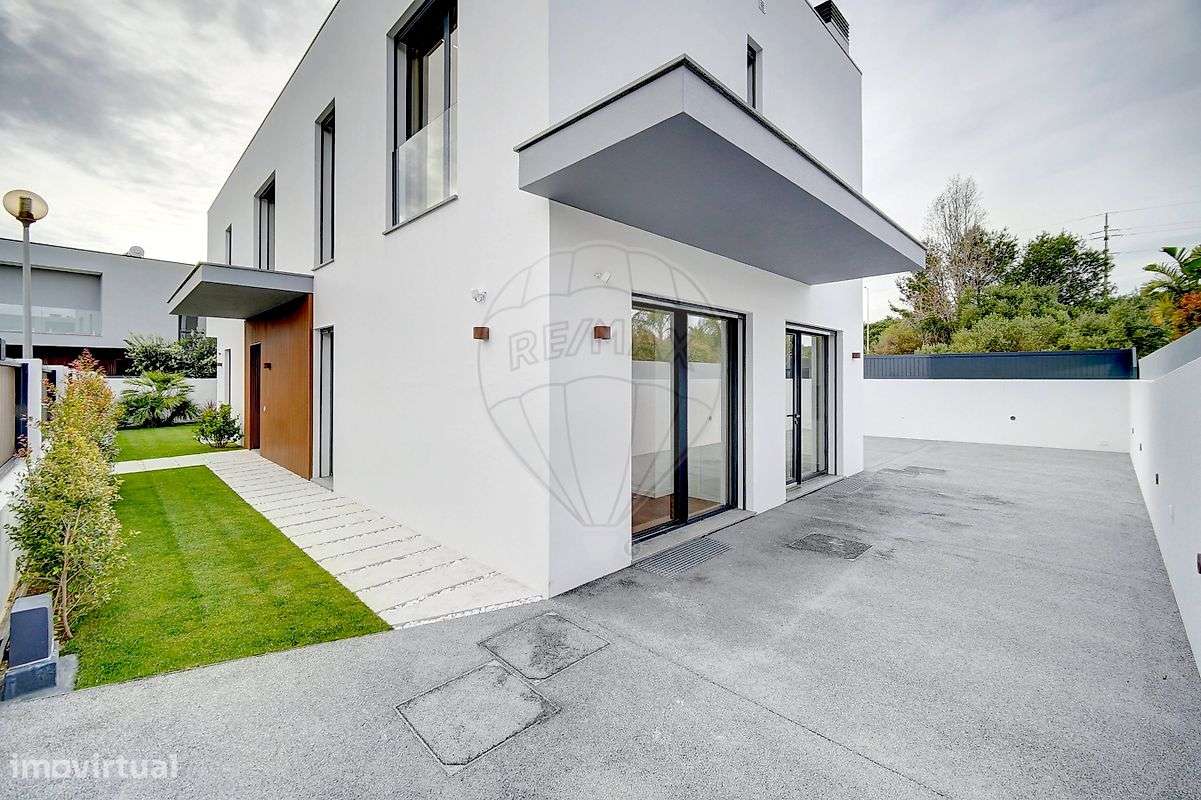 Moradia T4 para venda-40