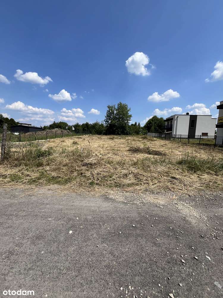 Duża, ustawana działka pod zabudowę w Rybnej-1