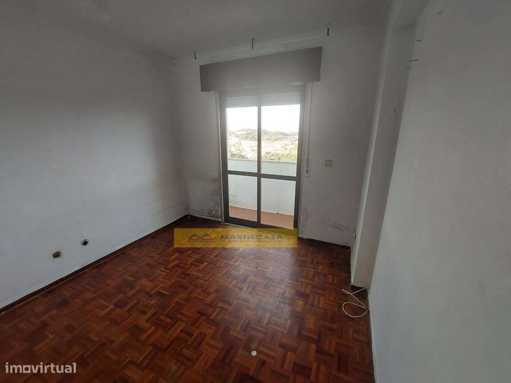 T2 c/varandas e arrecadação - Rinchoa-18